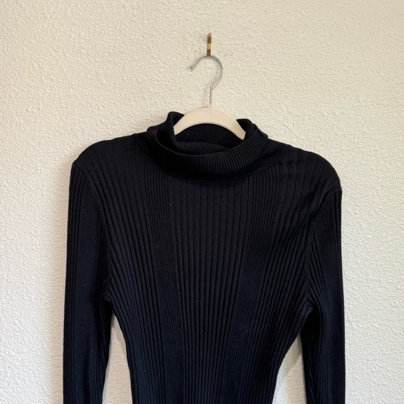 By Anthropologie Womens Large Black Ribbed Turtleneck Sweater Stretchy Minimal - Picture 12 of 12